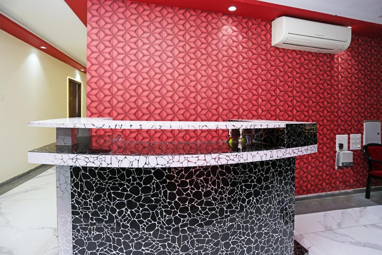 Oyo 23495 Hotel The Park Juhi Bari Exteriör bild